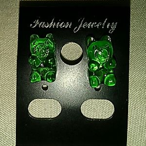 Very cute bear earrings